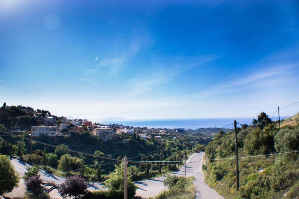 Villa Ventus, 40Sqm Private Pool & Hot Tub! Roussospítion Buitenkant foto