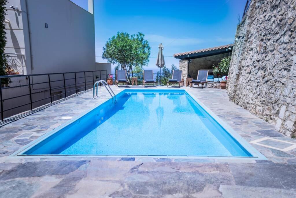 Villa Ventus, 40Sqm Private Pool & Hot Tub! Roussospítion Buitenkant foto
