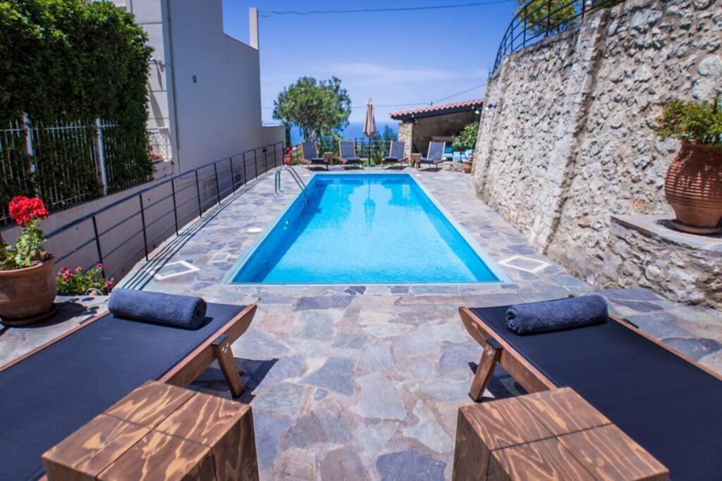 Villa Ventus, 40Sqm Private Pool & Hot Tub! Roussospítion Buitenkant foto