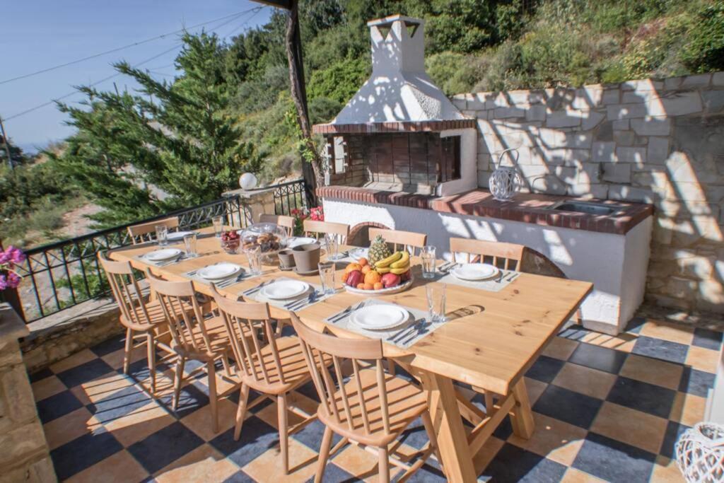 Villa Ventus, 40Sqm Private Pool & Hot Tub! Roussospítion Buitenkant foto