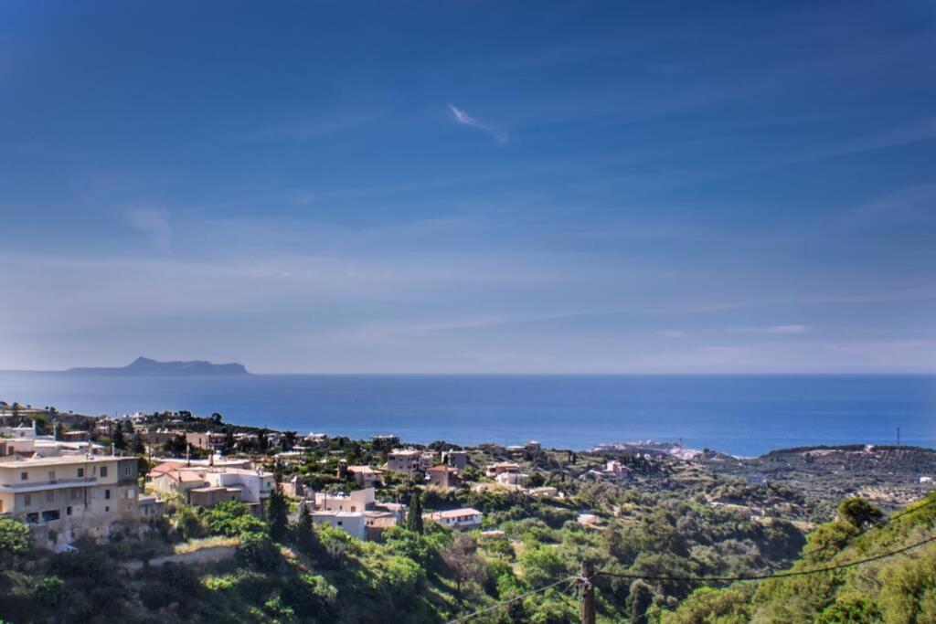 Villa Ventus, 40Sqm Private Pool & Hot Tub! Roussospítion Buitenkant foto