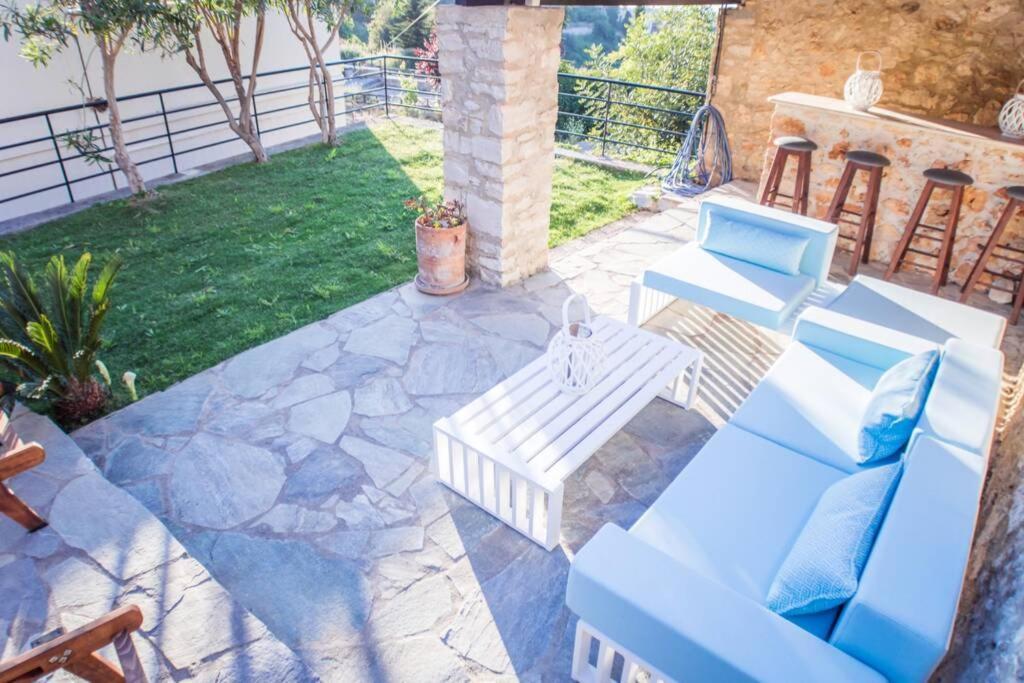 Villa Ventus, 40Sqm Private Pool & Hot Tub! Roussospítion Buitenkant foto