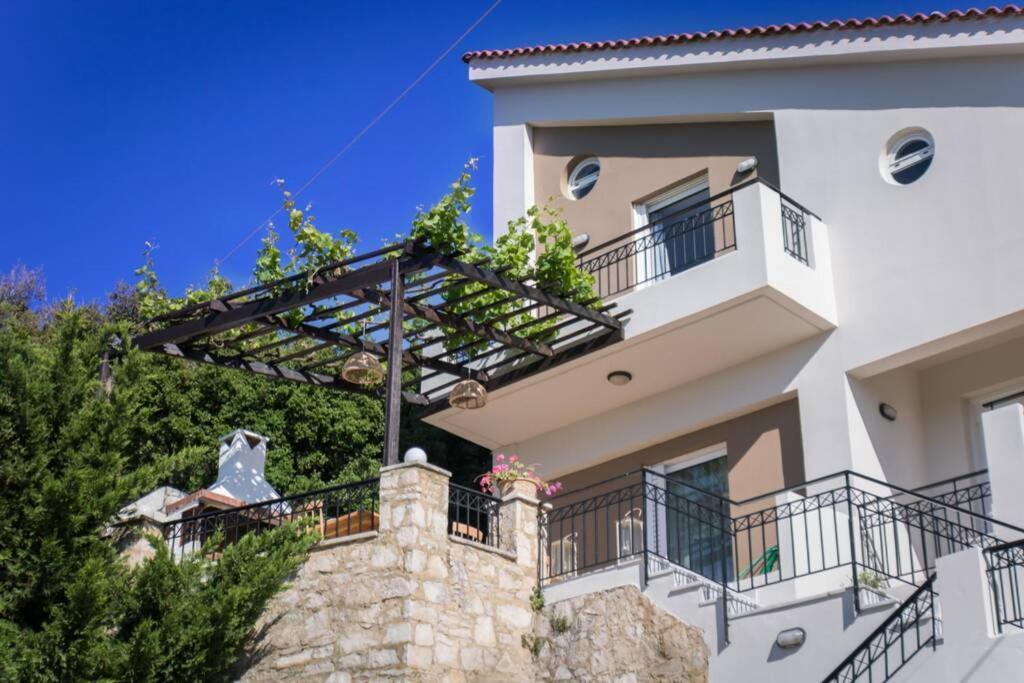 Villa Ventus, 40Sqm Private Pool & Hot Tub! Roussospítion Buitenkant foto
